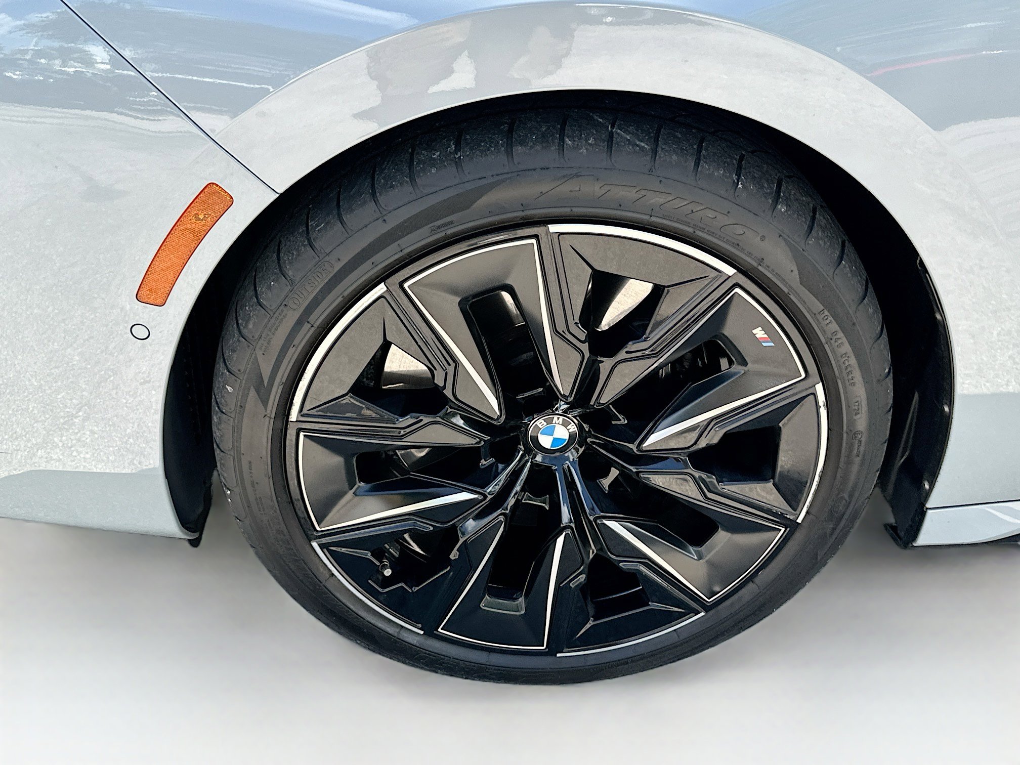 Certified 2023 BMW 760i xDrive image 35
