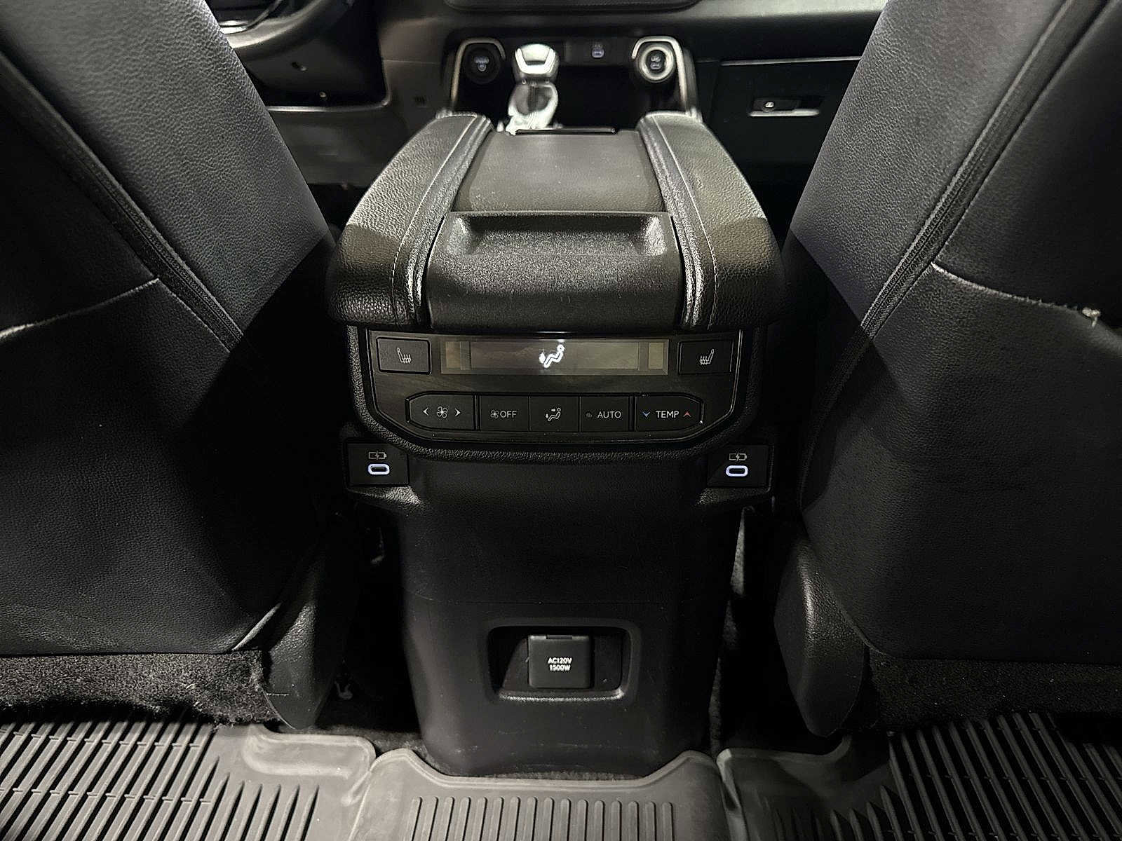 Certified 2024 Toyota Grand Highlander Limited image 32