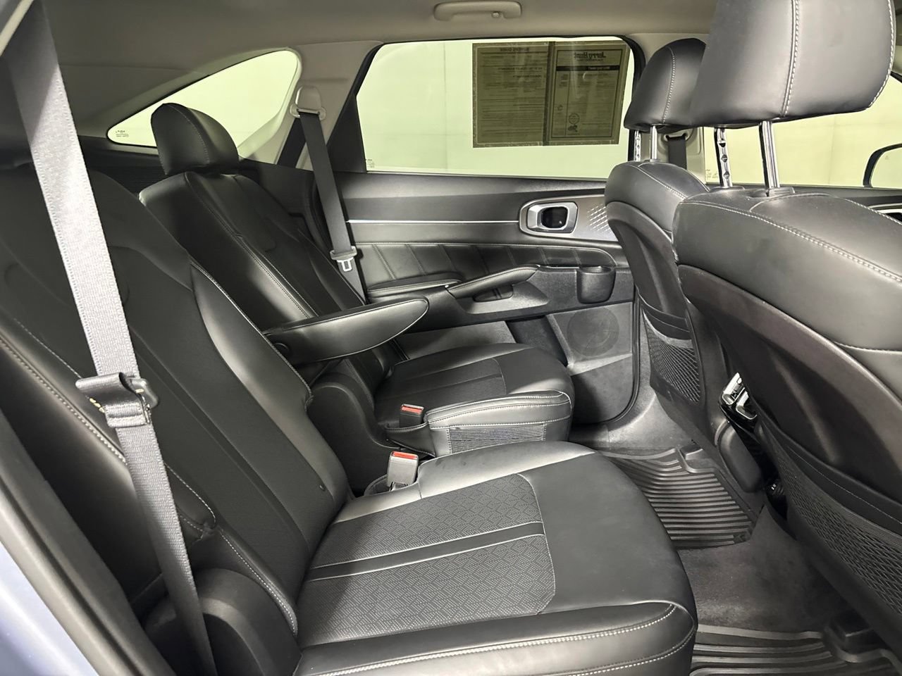 Used 2022 Kia Sorento SX AWD/4WD image 26