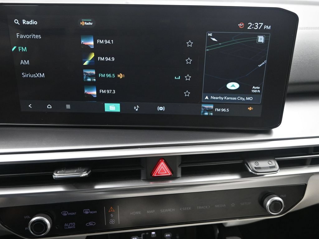 New 2025 Kia Sorento S w/ Panoramic Sunroof Package FWD image 12