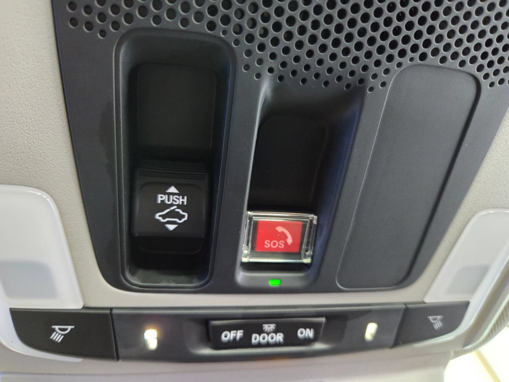 Certified 2023 Honda Accord Touring image 50
