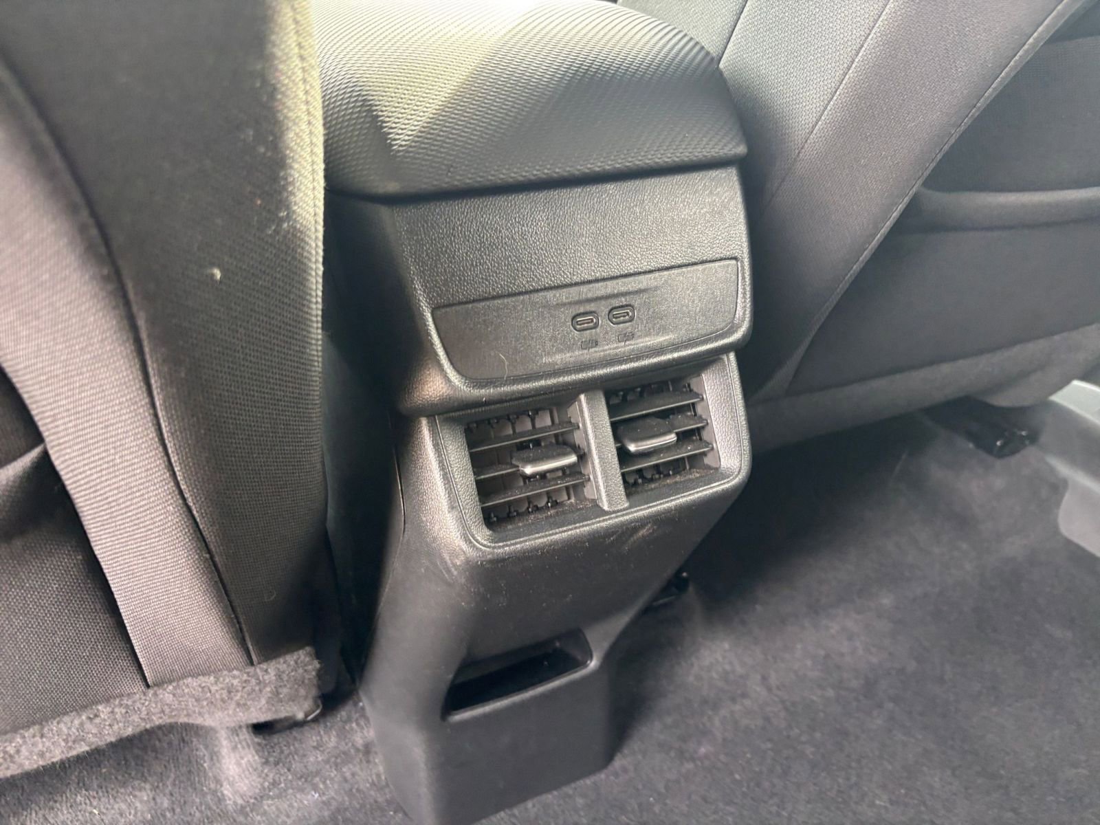 Used 2025 Chevrolet Equinox LT FWD image 23