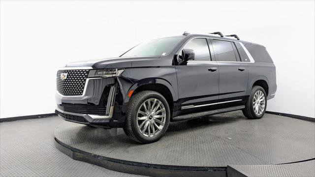 Used 2022 Cadillac Escalade ESV Premium Luxury AWD/4WD image 2