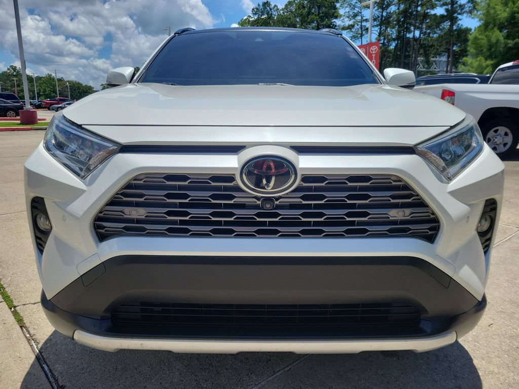 Certified 2019 Toyota RAV4 Limited w/ Advanced Technology Package FWD image 4