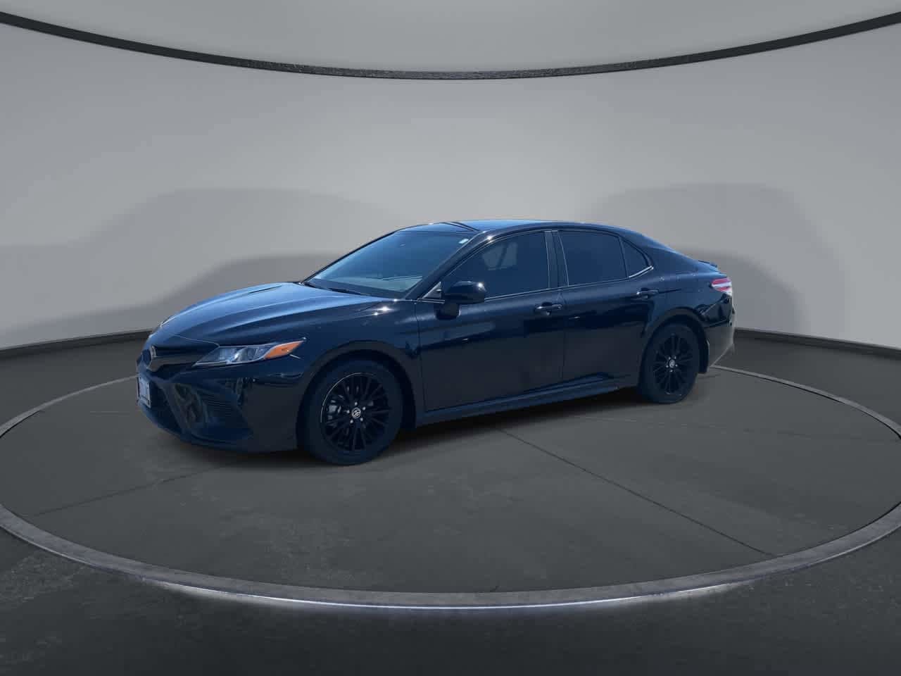 Certified 2020 Toyota Camry SE FWD image 5