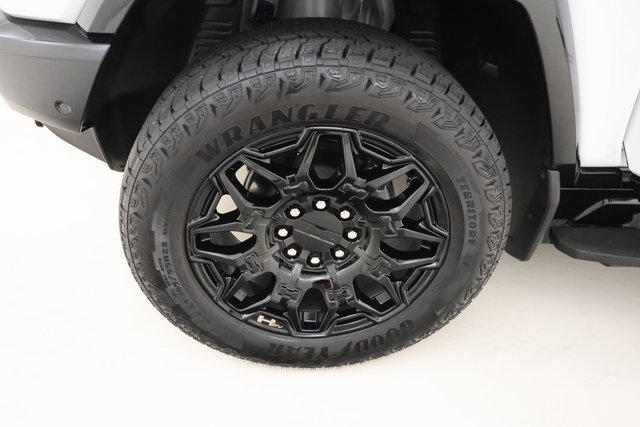 New 2025 GMC Hummer EV 2X image 7