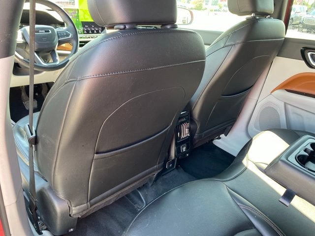 Used 2023 Jeep Compass Limited AWD/4WD image 29