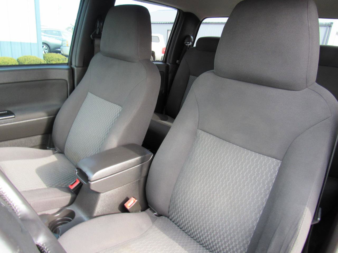 Used 2012 Chevrolet Colorado LT image 25