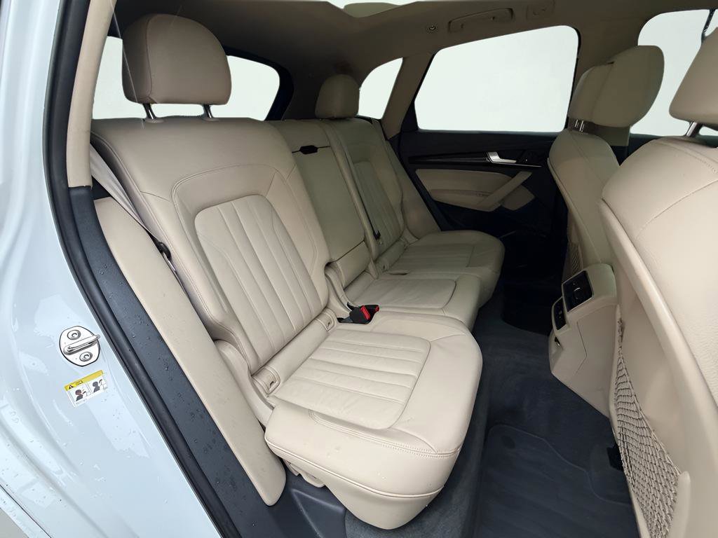 Used 2018 Audi Q5 2.0T Premium Plus w/ Premium Plus Package image 29