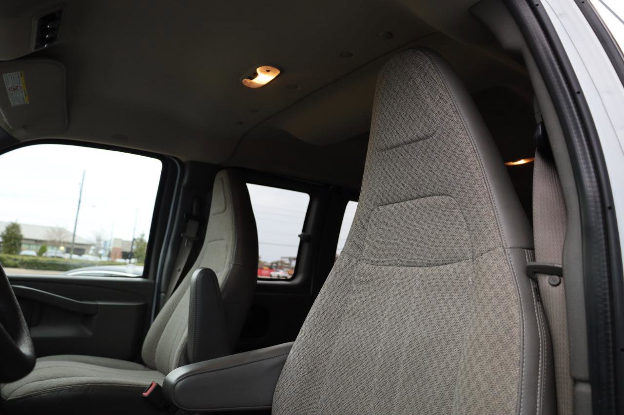 Used 2020 Chevrolet Express 3500 LT w/ LT Preferred Equipment Group image 5