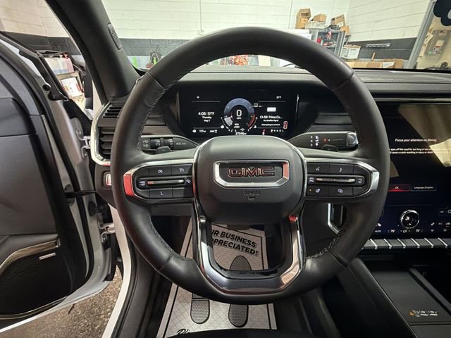 Used 2024 GMC Acadia Elevation w/ LPO, Floor Liner Package AWD/4WD image 14