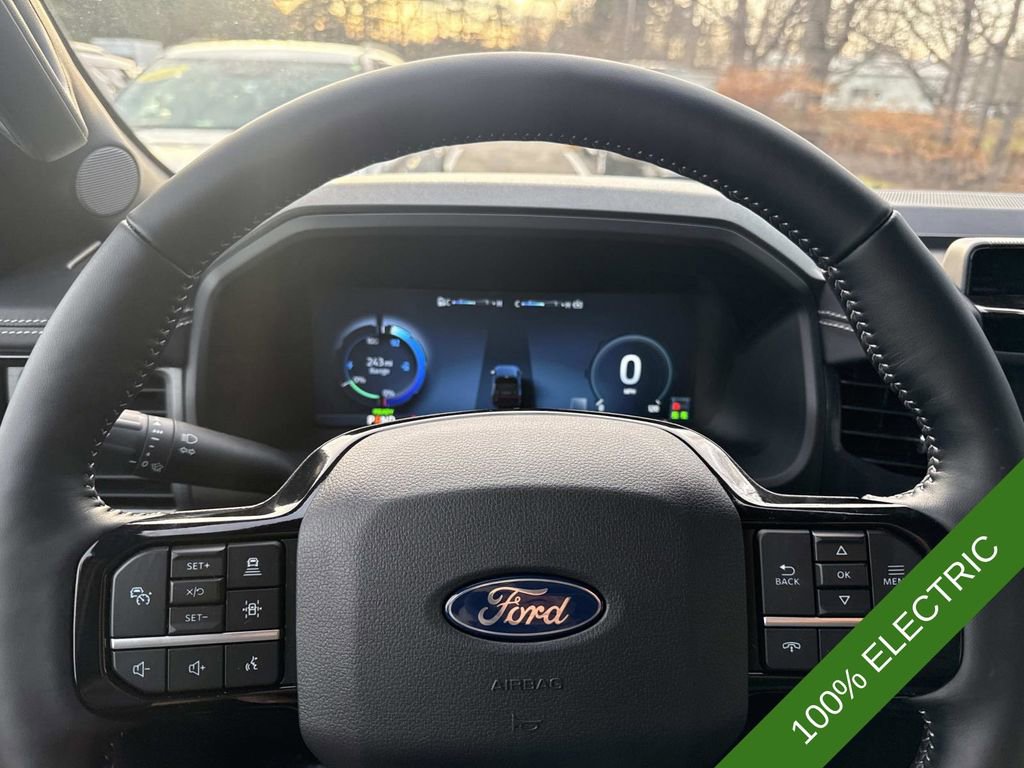 New 2025 Ford F150 Lightning Platinum AWD/4WD image 39