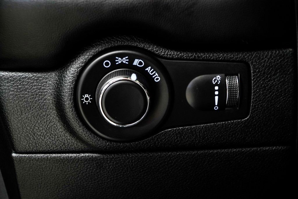 Used 2024 Dodge Durango GT image 36