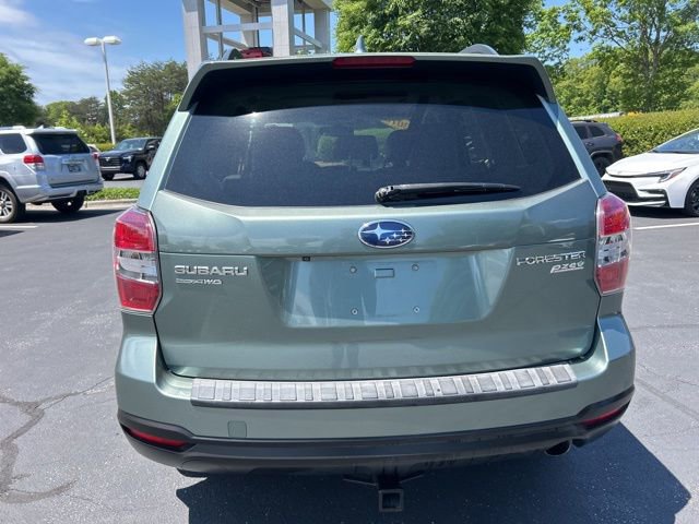 Used 2016 Subaru Forester 2.5i Limited AWD/4WD image 8