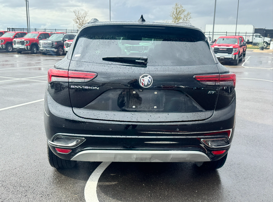 Used 2023 Buick Envision Preferred FWD image 8
