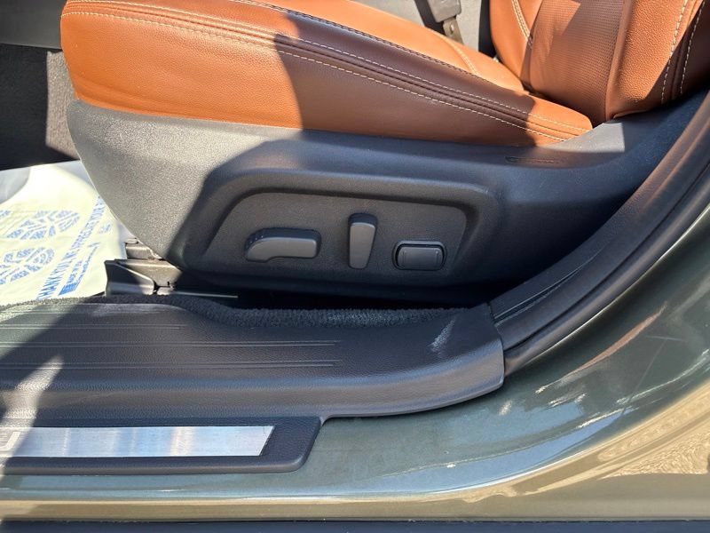 Used 2019 Subaru Outback 3.6R Touring w/ Popular Package #3A AWD/4WD image 23