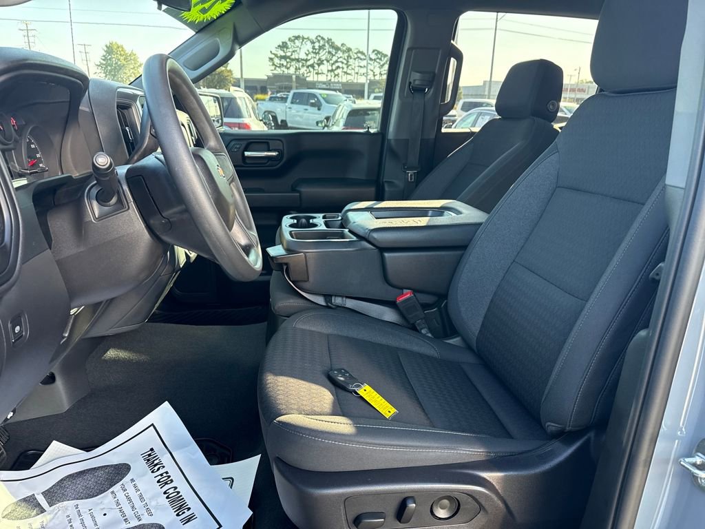 Used 2024 Chevrolet Silverado 1500 Custom image 11