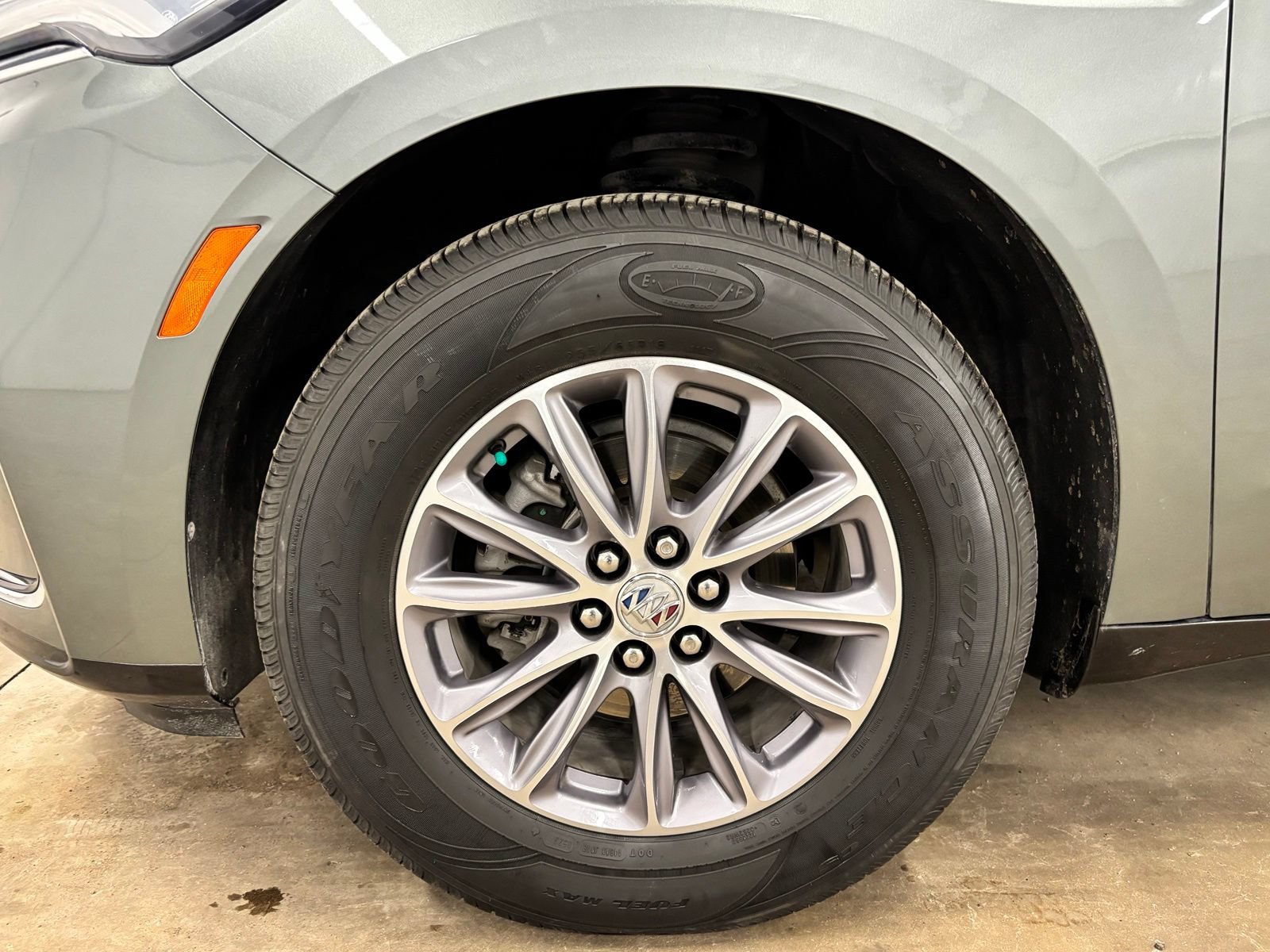 Used 2023 Buick Enclave Essence w/ LPO, Floor Liner Package FWD image 9