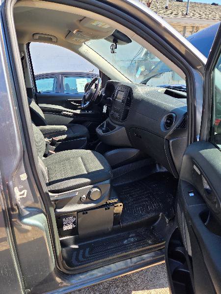 Used 2016 Mercedes-Benz Metris Passenger image 11