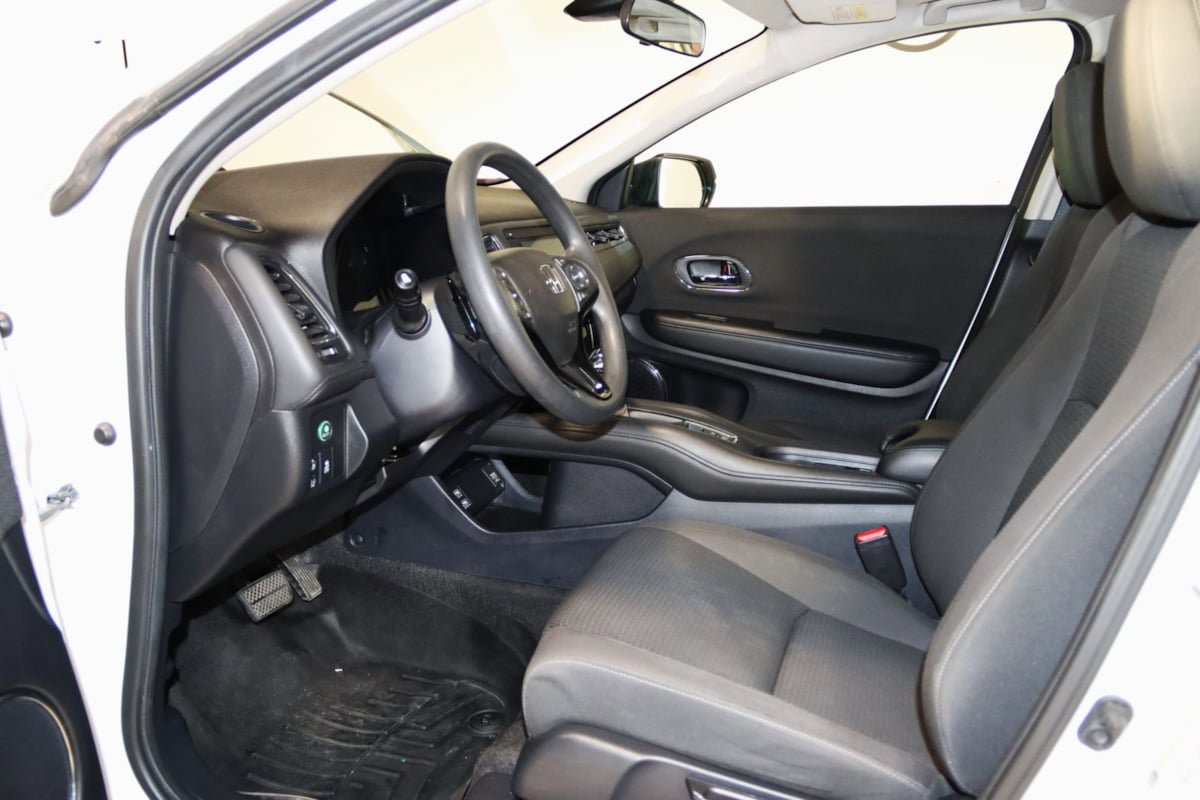 Used 2022 Honda HR-V EX image 32