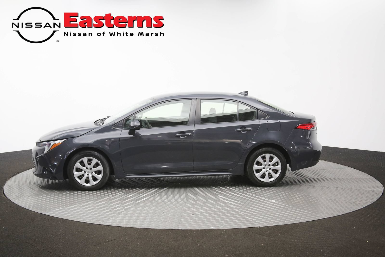 Used 2023 Toyota Corolla LE w/ Carpet Mat Package (TMS) FWD image 90