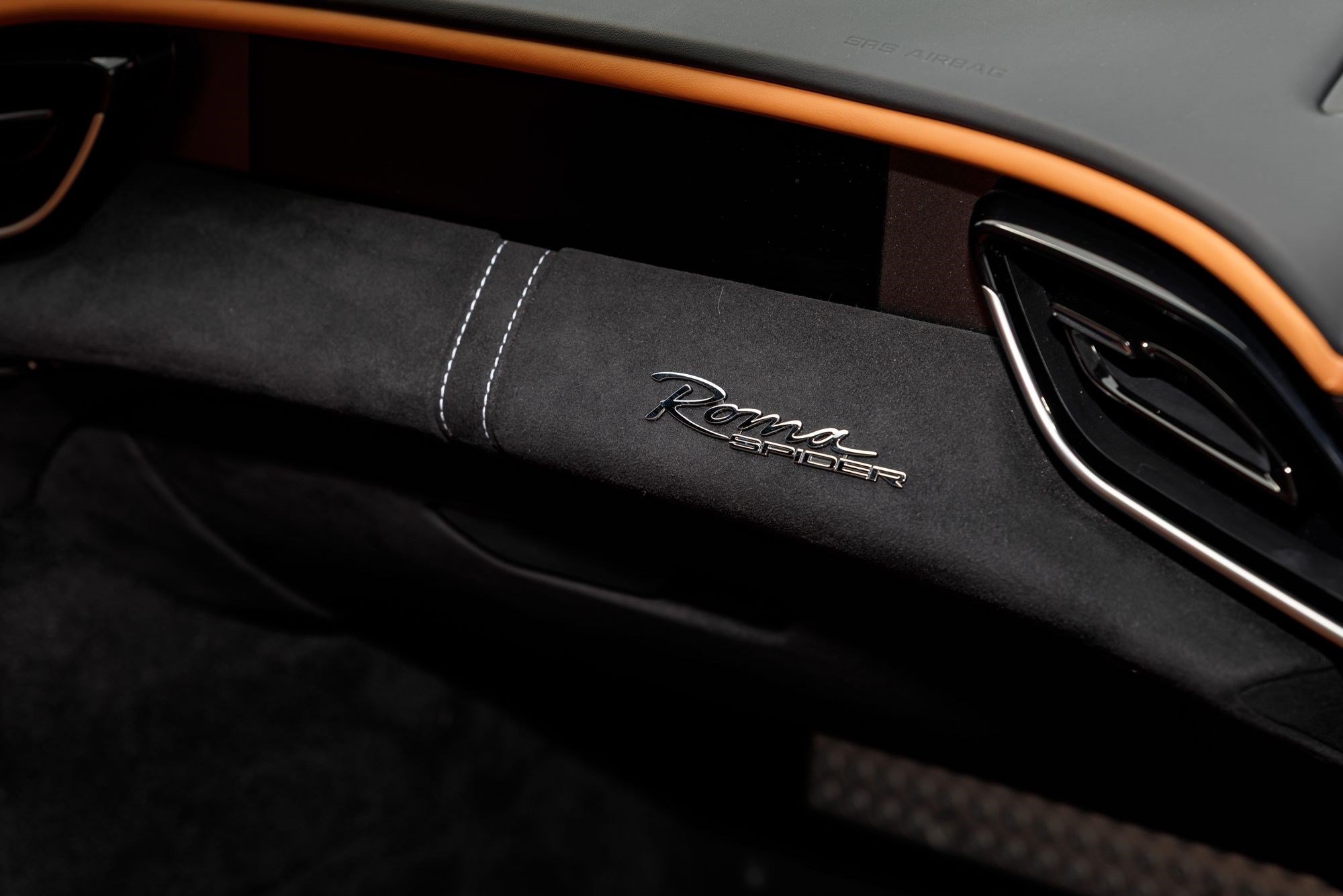 Used 2024 Ferrari Roma Spider RWD image 16
