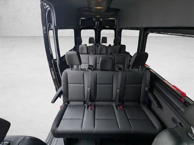 Used 2019 Mercedes-Benz Sprinter 2500 image 21
