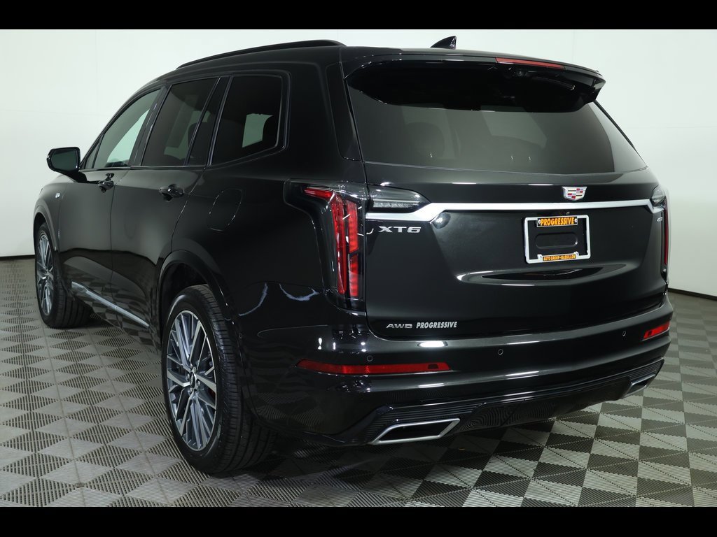Used 2024 Cadillac XT6 Sport w/ Platinum Package image 15