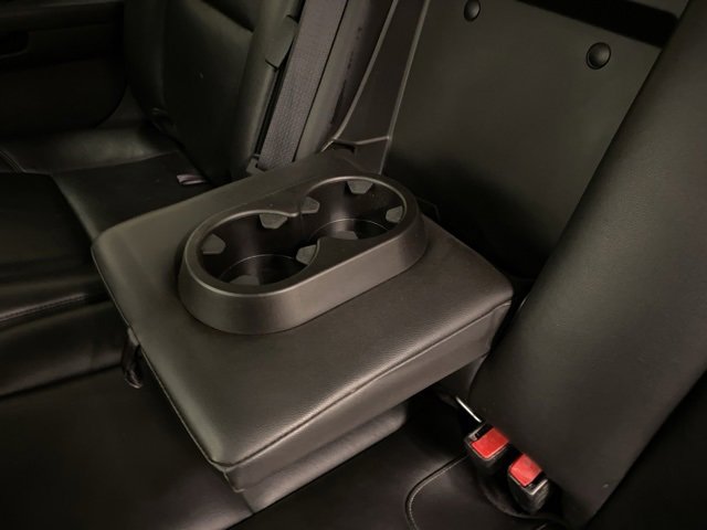 Used 2013 Chevrolet Avalanche LTZ image 25