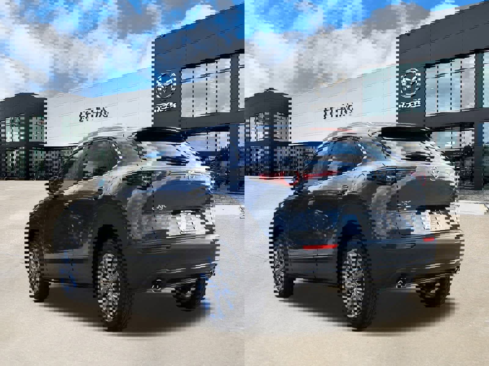 Certified 2025 MAZDA CX-30 AWD 2.5 S w/ Preferred Package image 2