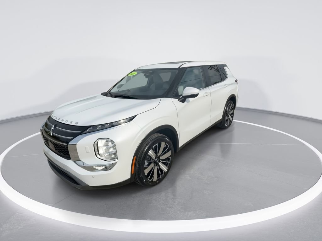 New 2026 Mitsubishi Outlander SE AWD/4WD image 4