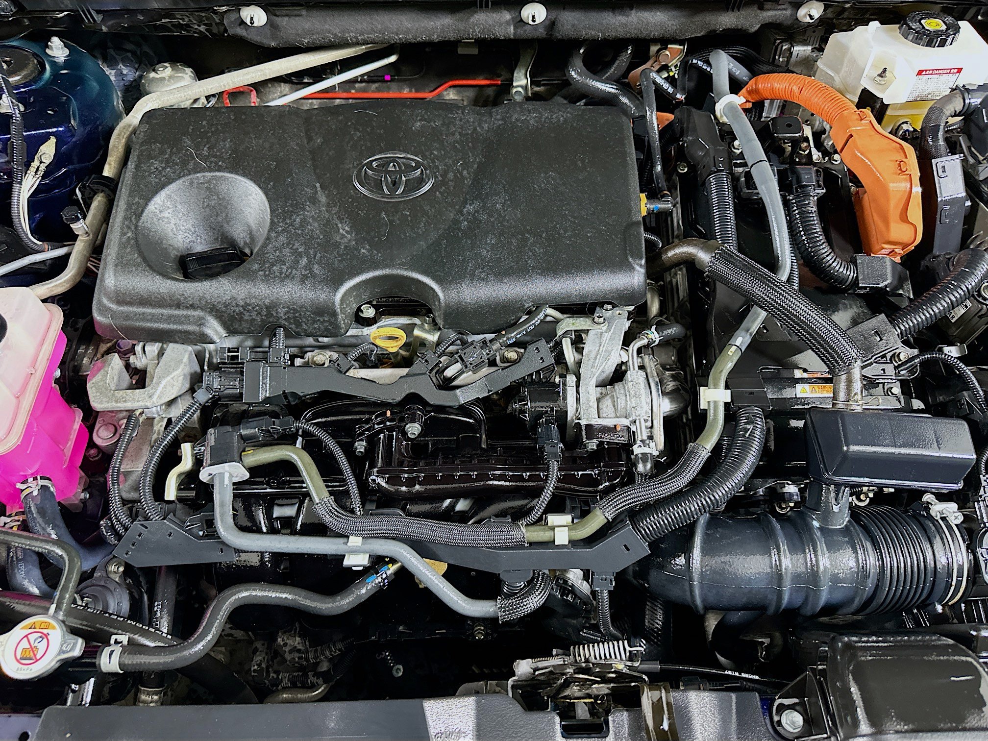 Used 2020 Toyota RAV4 XLE w/ Convenience Package AWD/4WD image 32