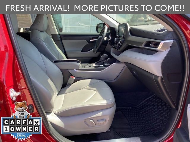 Used 2022 Toyota Highlander XLE image 16