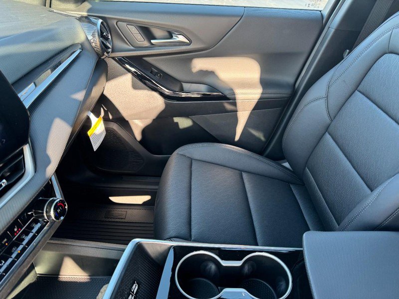 New 2026 Chevrolet Equinox LT w/ Convenience Package II image 33
