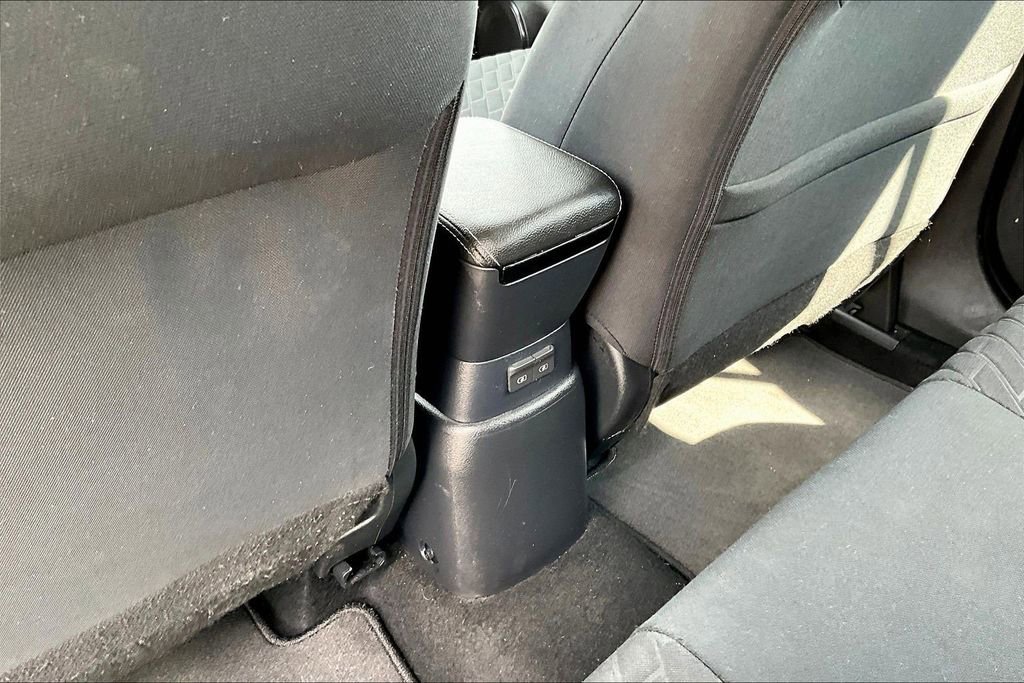 Used 2021 Nissan Kicks S image 12