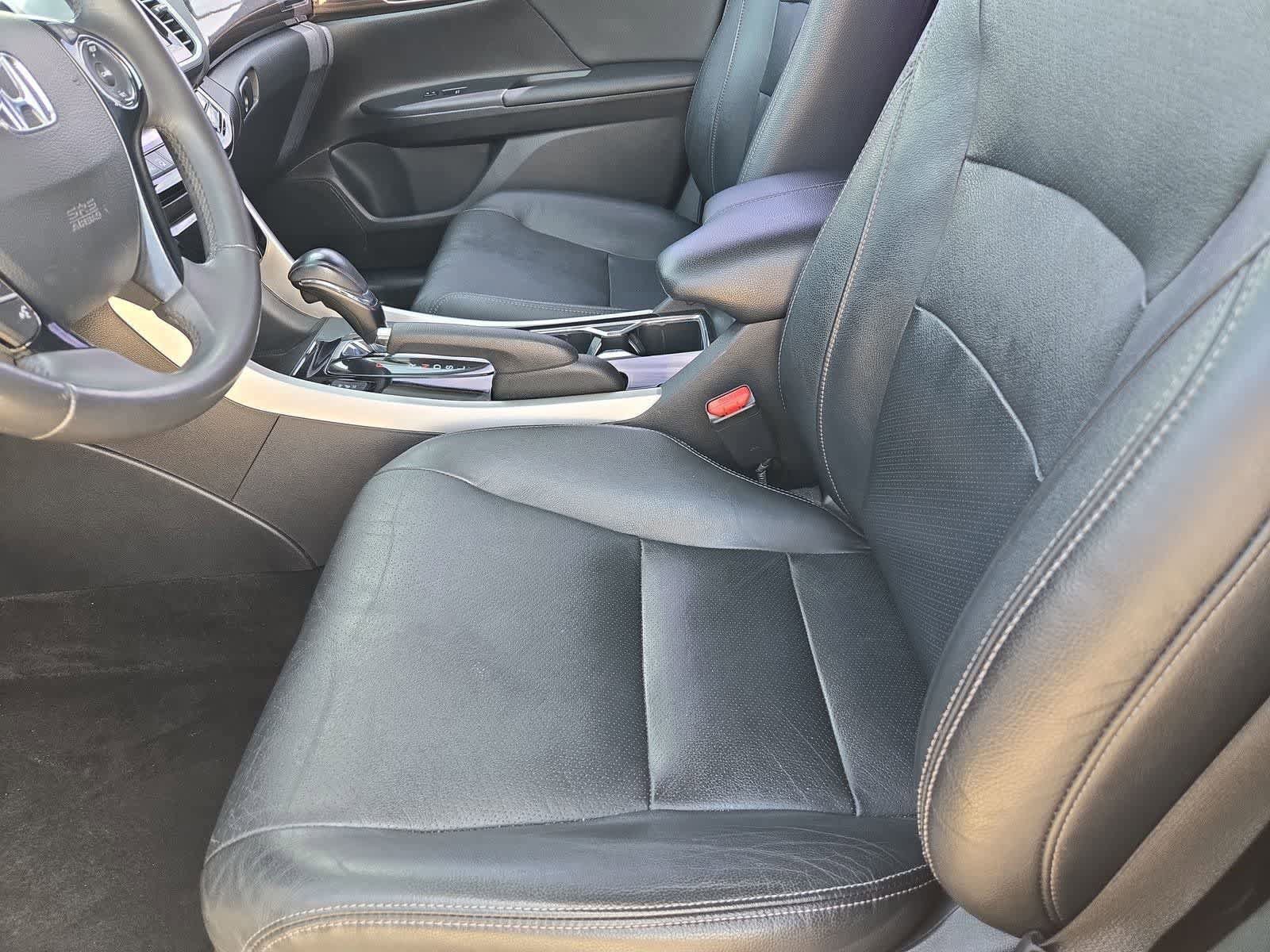 Used 2017 Honda Accord EX-L image 14