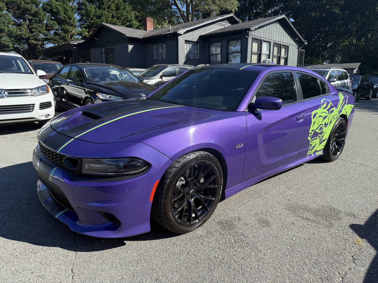 Used 2019 Dodge Charger Scat Pack image 2