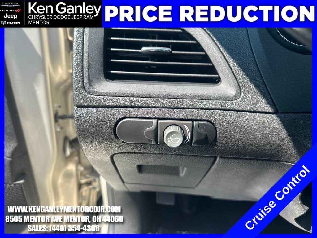 Used 2011 Chevrolet Malibu LT w/ Power Convenience Package FWD image 11