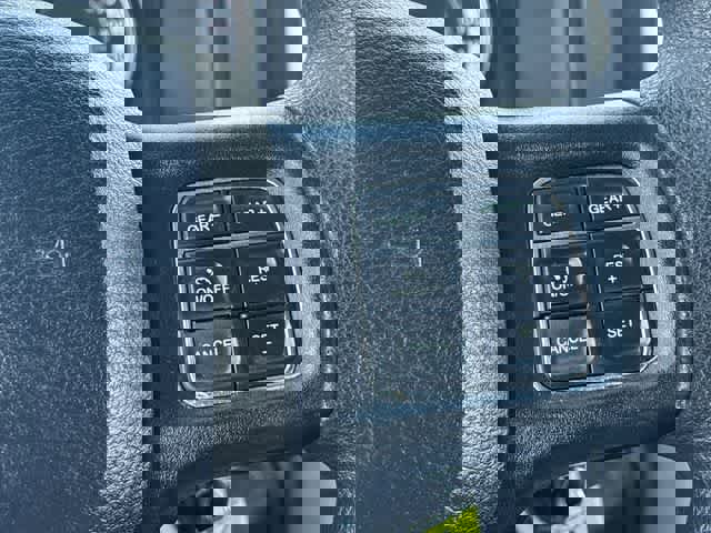 Used 2018 RAM 1500 Classic SLT RWD image 25