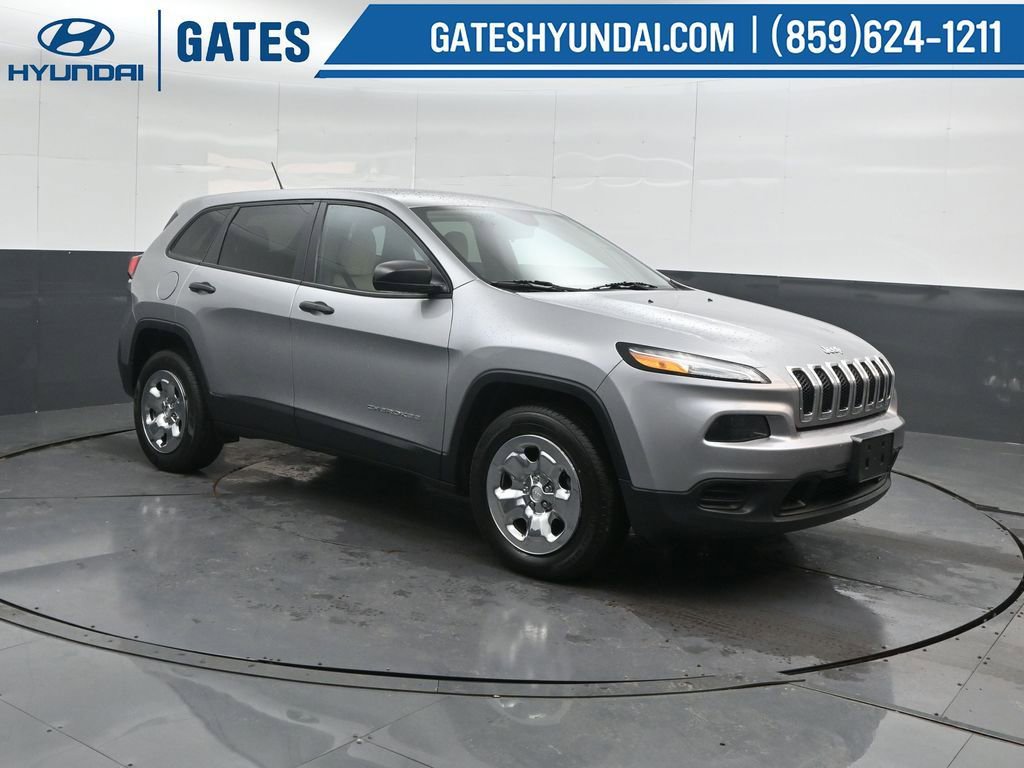 Used 2017 Jeep Cherokee Sport w/ Safety Group image 4