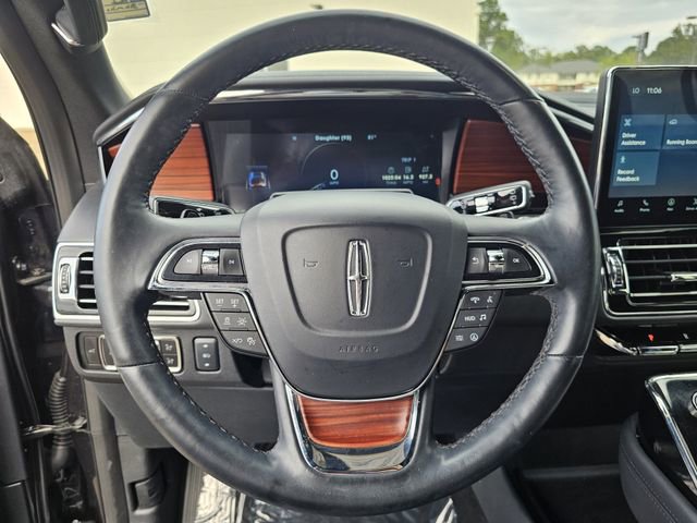 Certified 2023 Lincoln Navigator L Reserve image 26