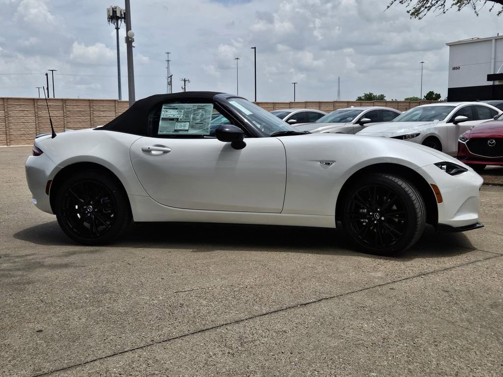 New 2025 MAZDA MX-5 Miata Club w/ Interior Package image 6
