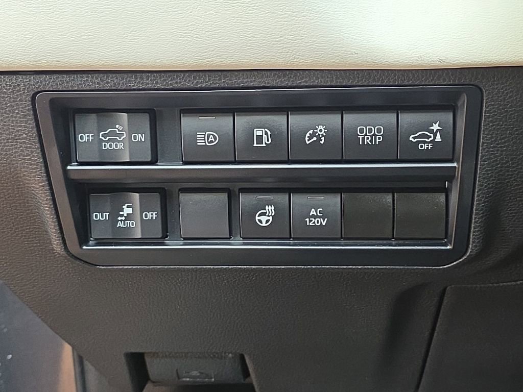 Used 2023 Toyota Tundra Capstone image 19
