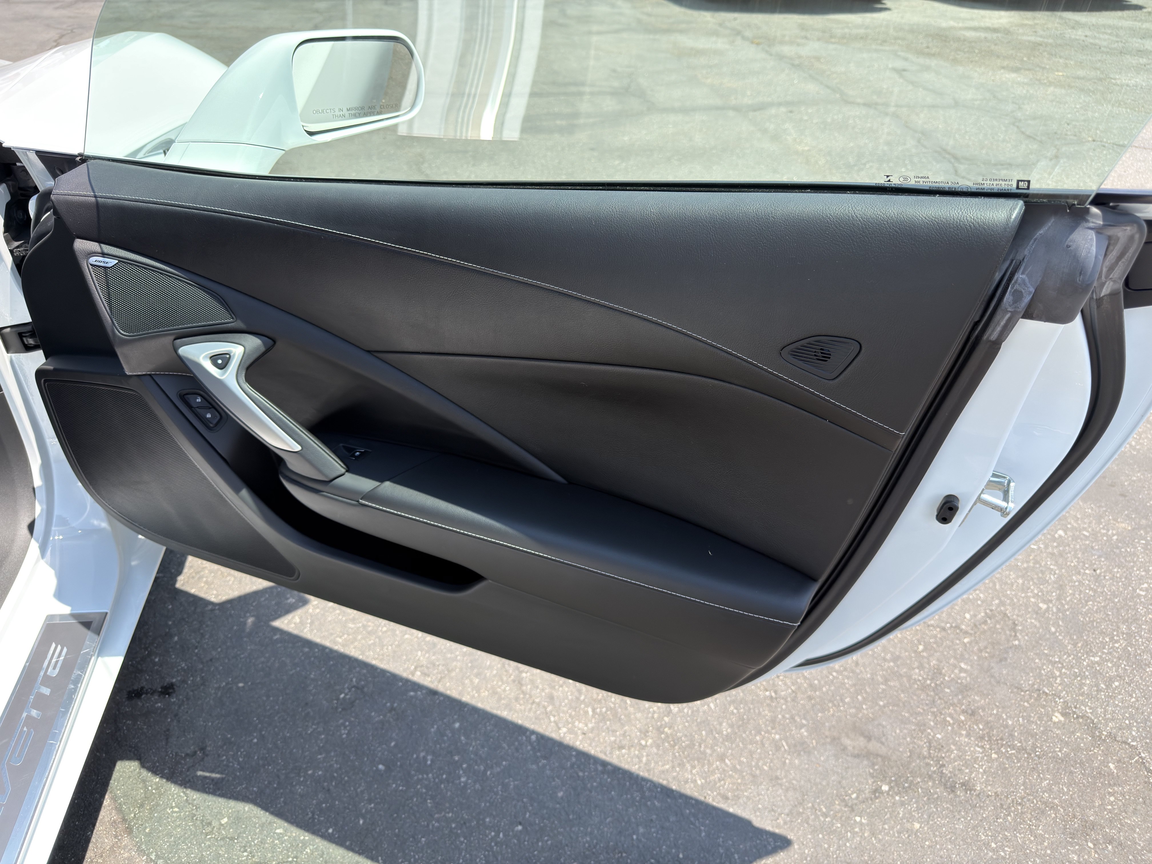 Used 2014 Chevrolet Corvette Stingray Convertible w/ 2LT Preferred Equipment Group RWD image 19