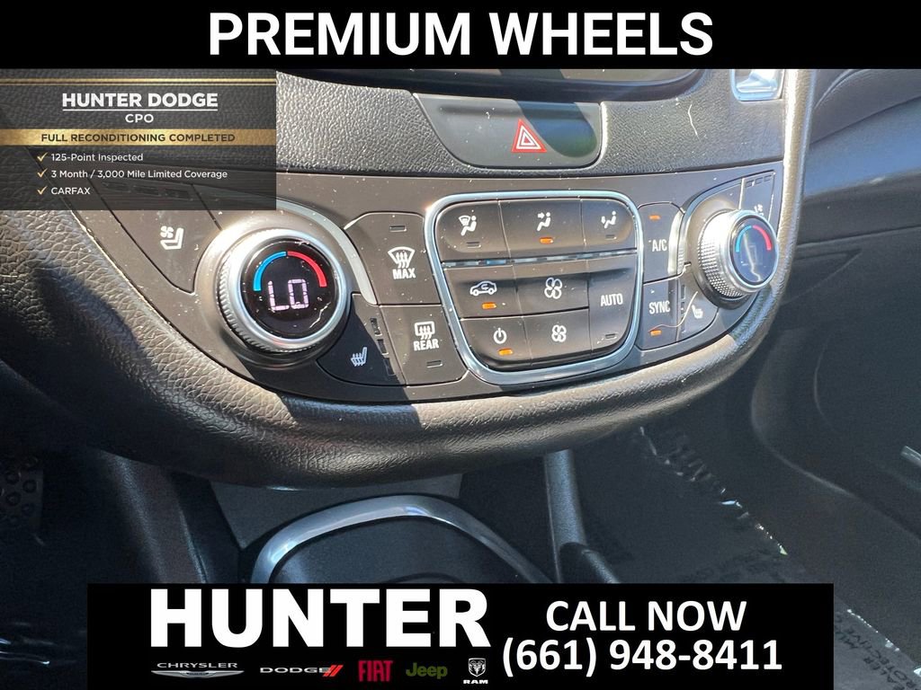 Used 2018 Chevrolet Malibu Premier w/ Premier Sun and Wheel Package image 28