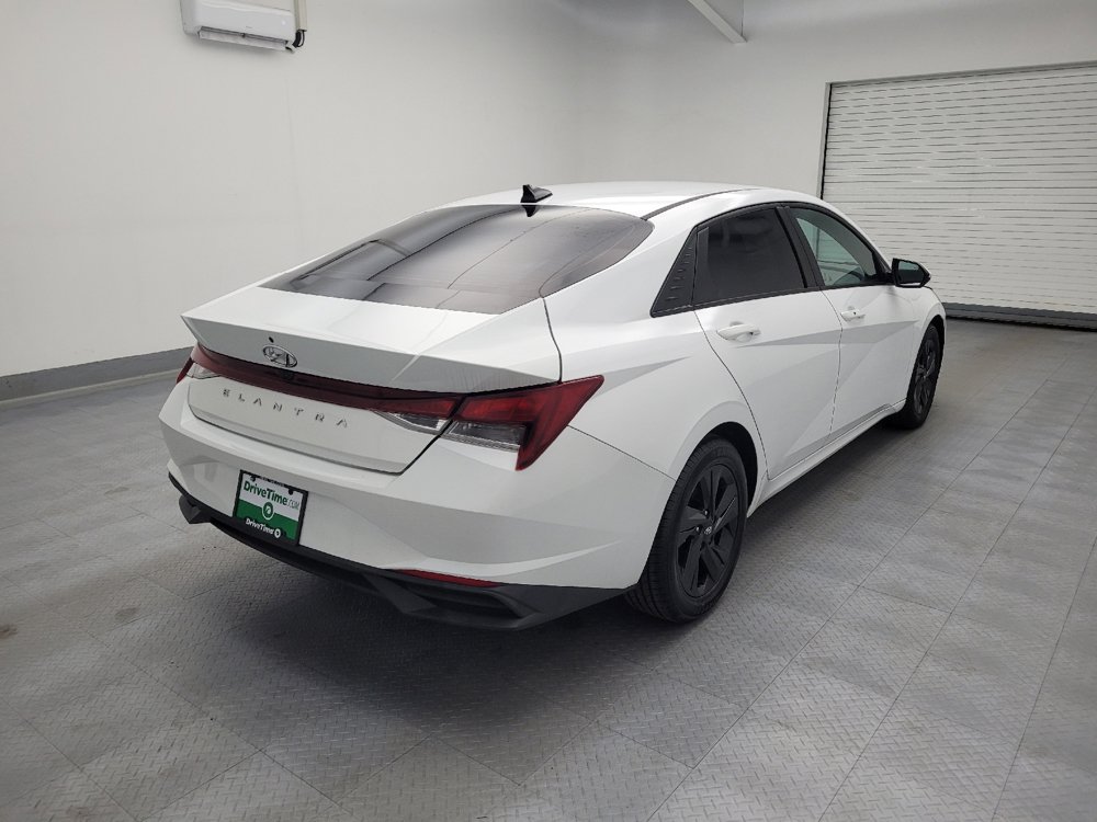 Used 2021 Hyundai Elantra SEL FWD image 9
