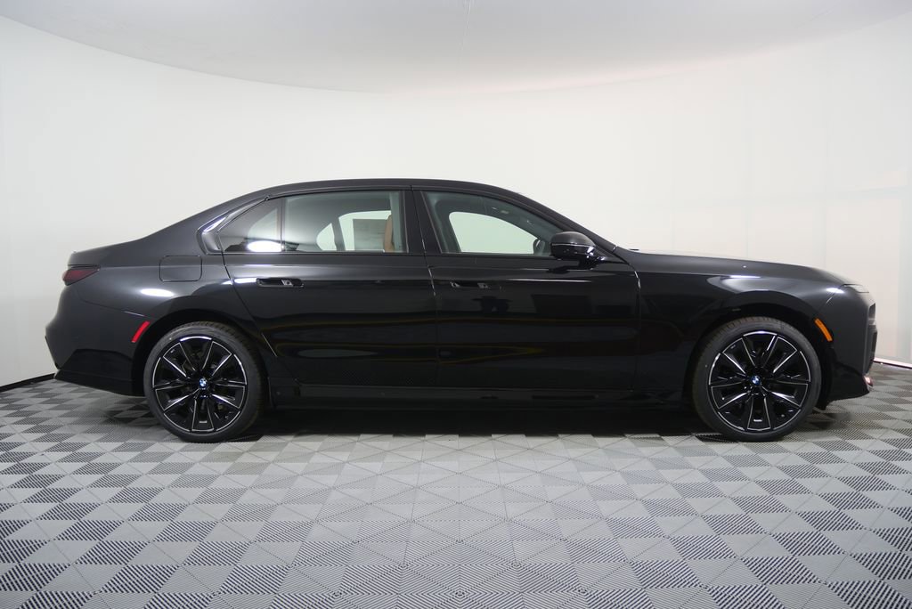 New 2026 BMW i7 xDrive60 w/ Executive Package AWD/4WD image 2
