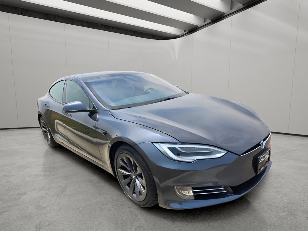 Used 2020 Tesla Model S Long Range Plus AWD/4WD image 7