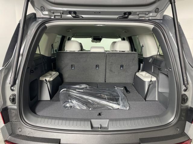 New 2026 Hyundai Santa Fe SE image 16