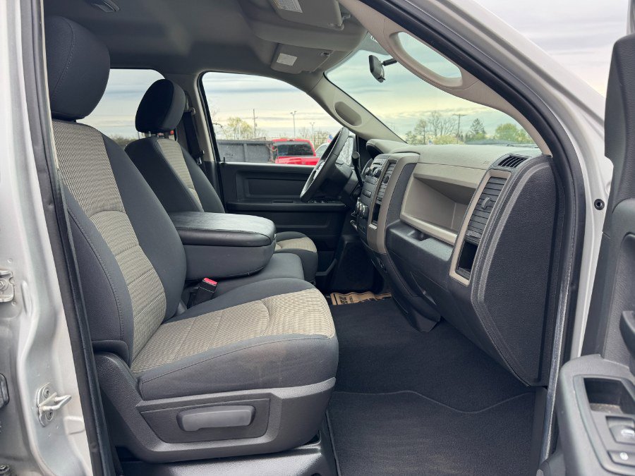 Used 2012 RAM 1500 ST w/ SXT Appearance Group AWD/4WD image 18